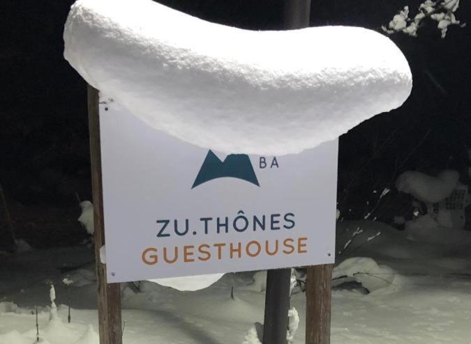 Guest House Zu-Thones Χακούμπα Εξωτερικό φωτογραφία